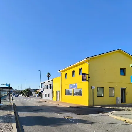 Guest house Casa Velha 3*