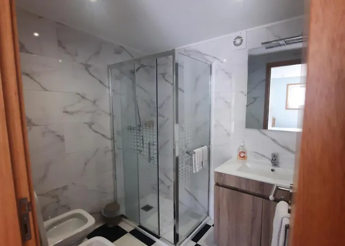 Guest house Casa Velha 3*