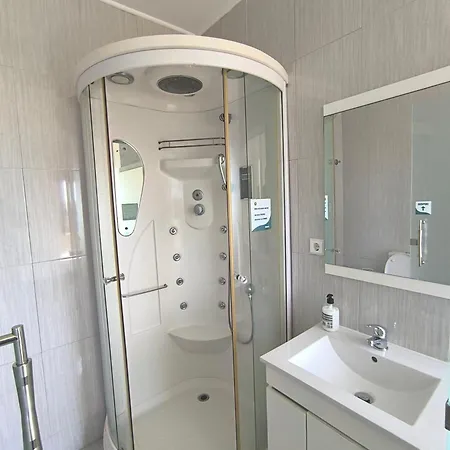 ゲストハウス Casa Velha マトジニョシュ